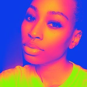 Meet your Posher, Clarissa